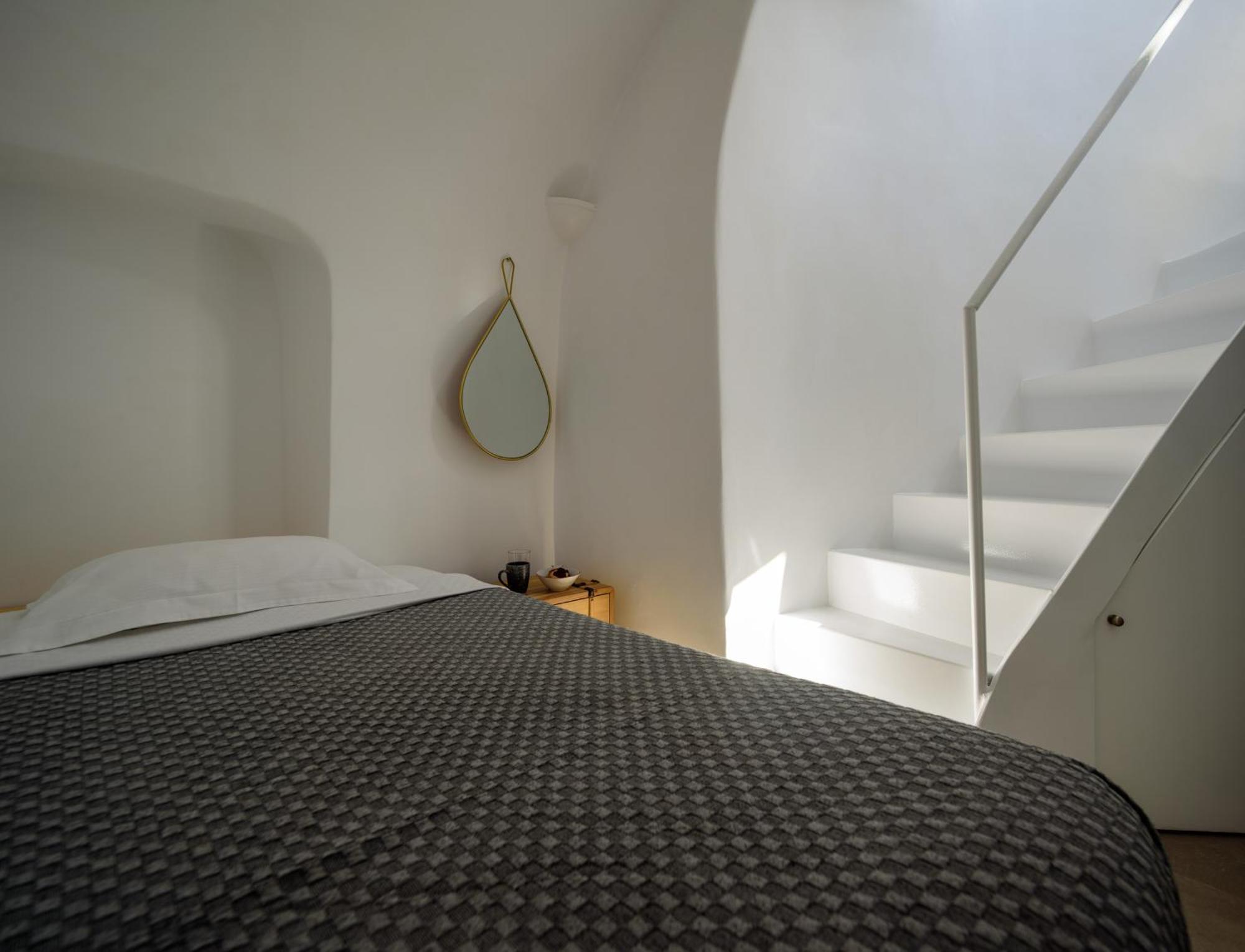 Secret Spot Luxury Villa Фира Екстериор снимка