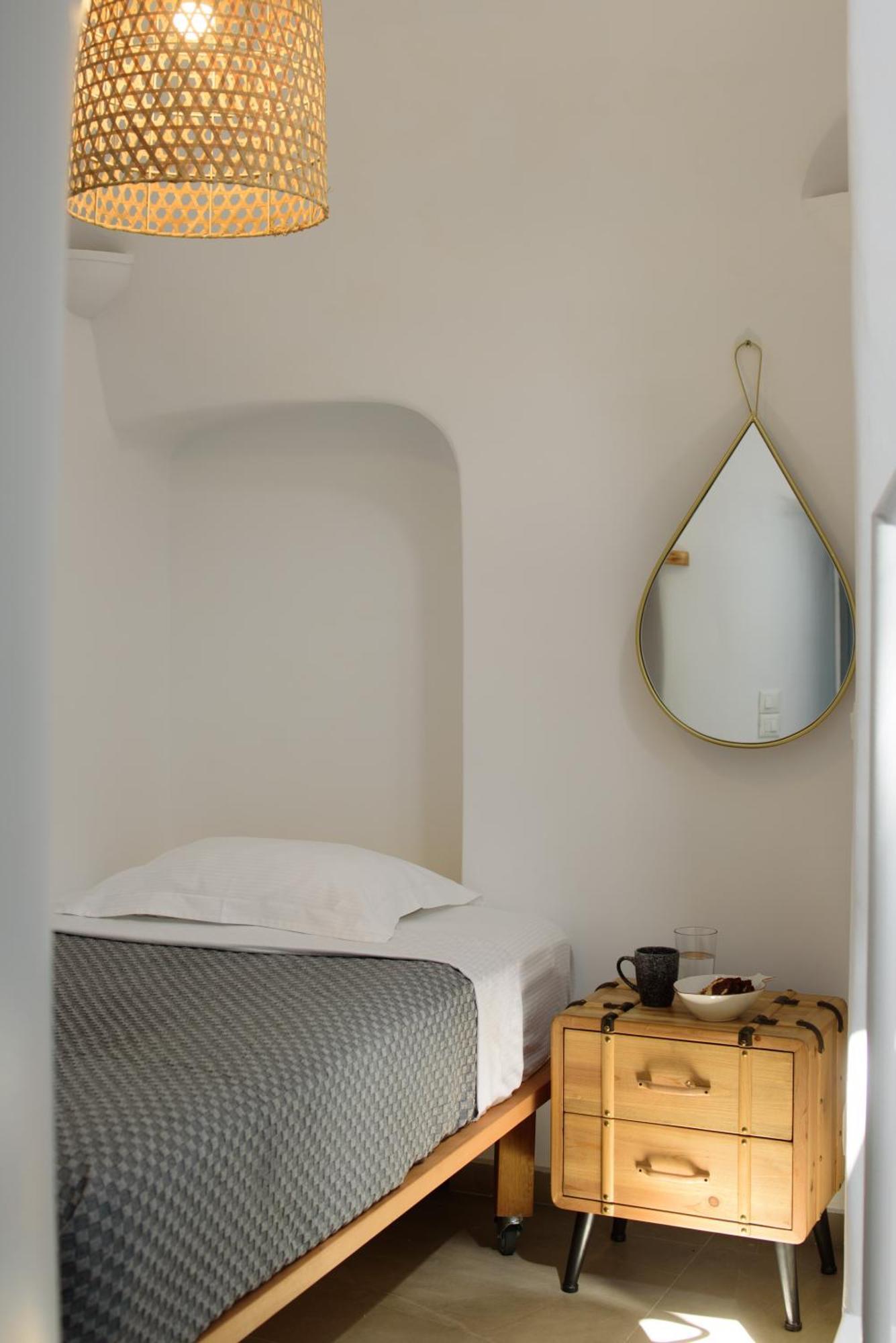 Secret Spot Luxury Villa Фира Екстериор снимка
