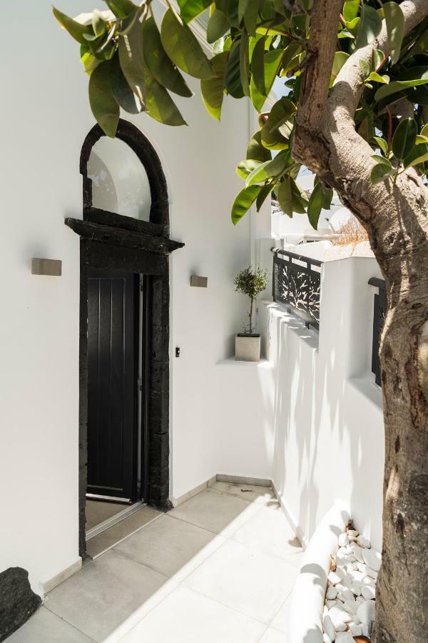 Secret Spot Luxury Villa Фира Екстериор снимка